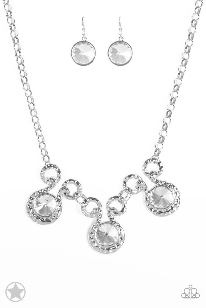 Hypnotized - Paparazzi Silver Necklace